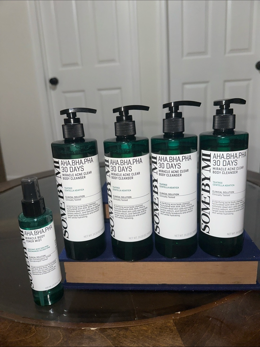 AHA.BHA.PHA 30 Days Miracle Acne Clear Body Cleanser - Green